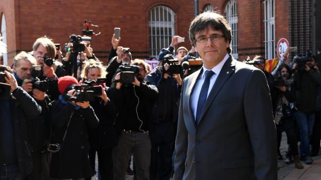 Former Catalan leader Carles Puigdemont leaves prison in northern Germany