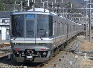 Japanese train company apologises for 25-second early departure
