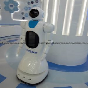 China introduces ‘robot journalists’
