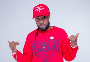 Ghanaian footballer offers highlife musician Paa Kwasi record deal