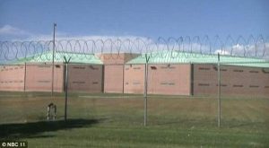 Woman drives husband back to prison after he was mistakenly released