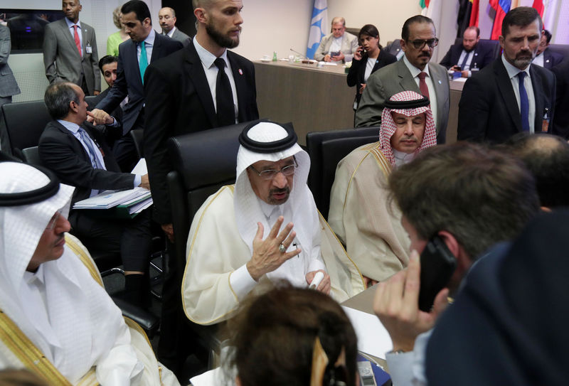 Saudi Arabia's Oil Minister Khalid al-Falih talks to journalists at the beginning of an OPEC meeting in Vienna, Austria, June 22, 2018. 