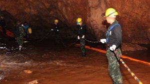 Thailand cave rescue: Ex-navy diver dies on oxygen supply mission