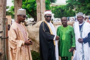 Herbert Mensah continues tradition, donates 2 bullocks for Muslim feast