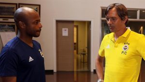 Play me on the left – Ayew to Cocu