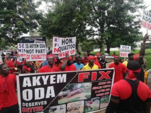 Angry Akim Oda residents demonstrate over ‘collapsed’ bridge