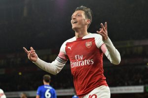 Arsenal 3-1 Leicester: Ozil turns in stunning display for Gunners