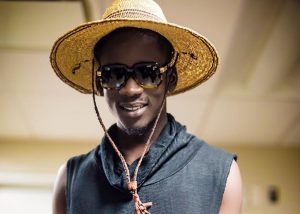 I want to do a song with Rihanna – Mr Eazi [Video]