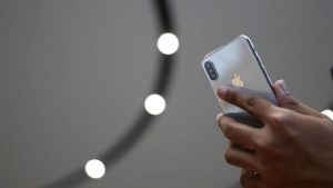 Apple denies iPhone import ban in China