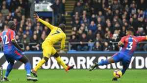 Kante winner at Palace helps Chelsea open up five-point gap over Arsenal