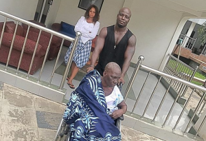 Stephen Appiah eulogizes late mum on his birthday