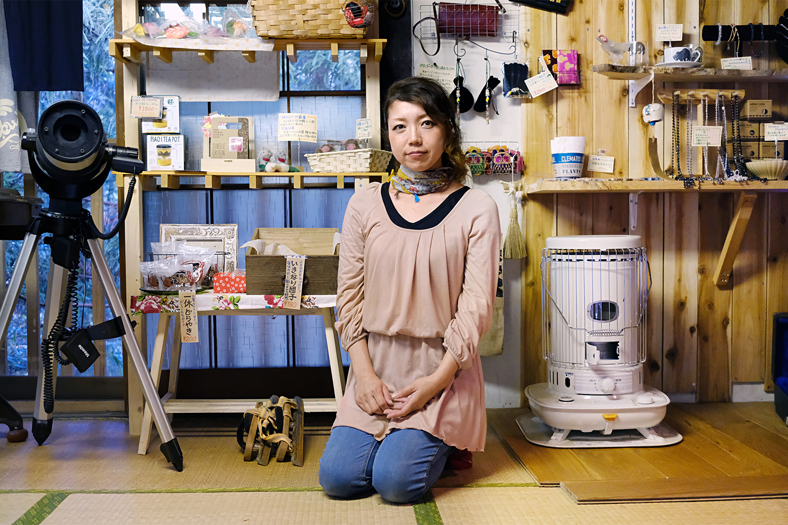 Naoko Ida converted an old Japanese-style house into a cafe.
