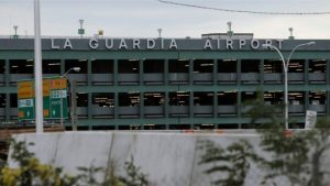 US shutdown: Flights halted into New York airport