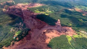 Hundreds missing after Brazil dam collapse
