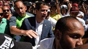 Venezuela crisis: Juan Guaidó vows to bring in aid