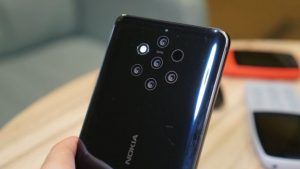 Nokia 9 PureView uses five cameras to take a photo
