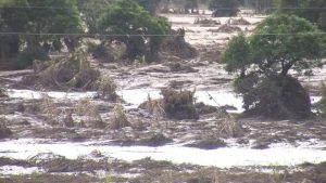Cyclone Idai: Zimbabwe school hit by landslide