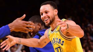 NBA: Golden State Warriors blow out Indiana Pacers 112-89