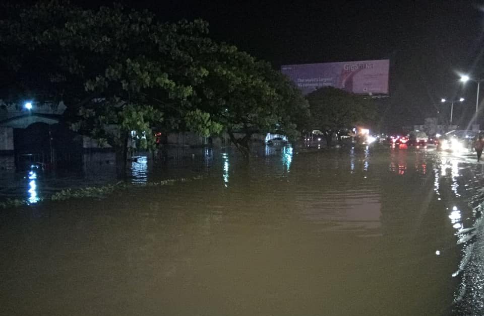 A flooded street after the downpour (Credit: Muftawu Nabila Abdulai Facebook)