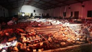 South Africa: 13 dead in Easter church collapse