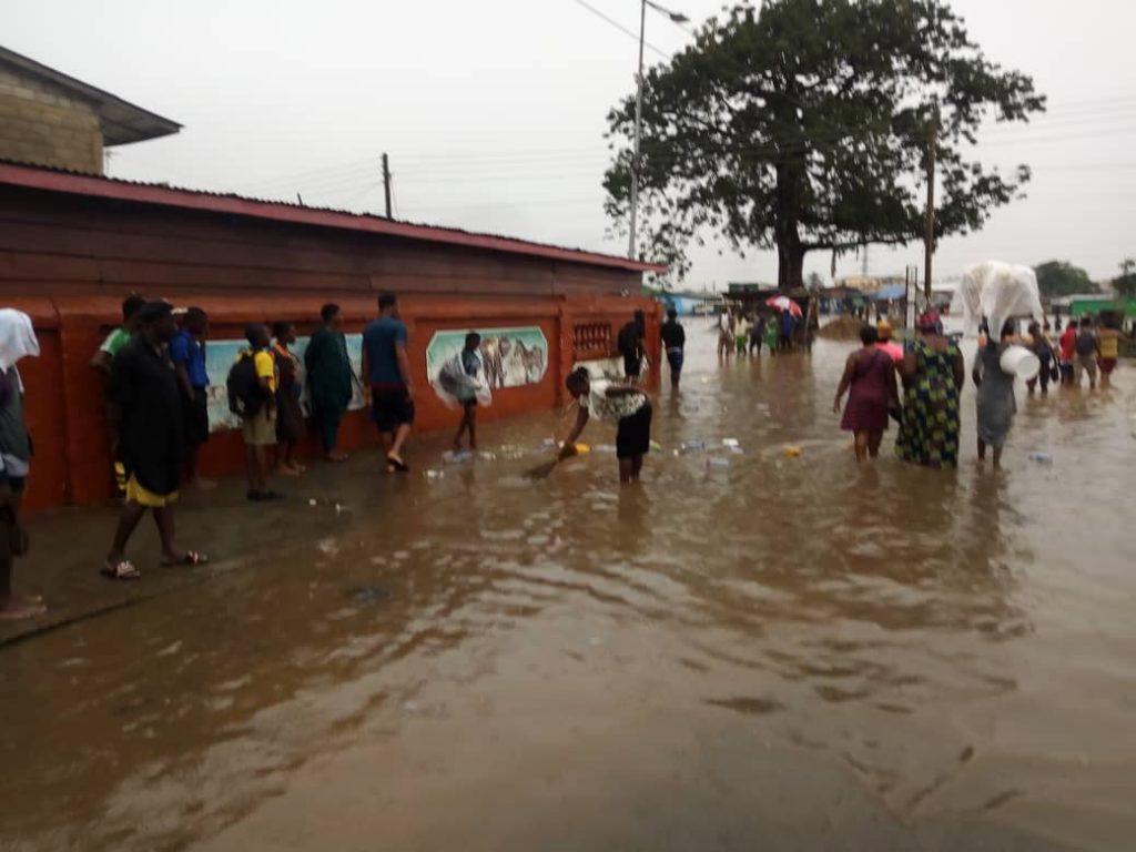 Odawna residents charge at gov't; demand permanent solution to flooding