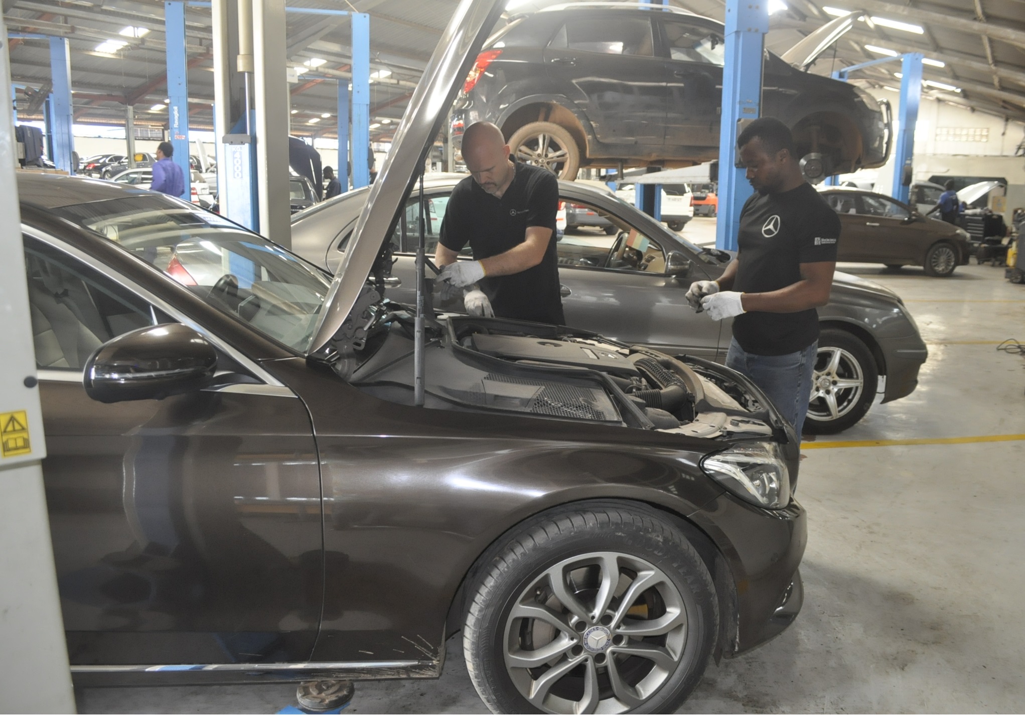 German expect from Mercedes Benz-Daimler, Markus Fecht (left) at work