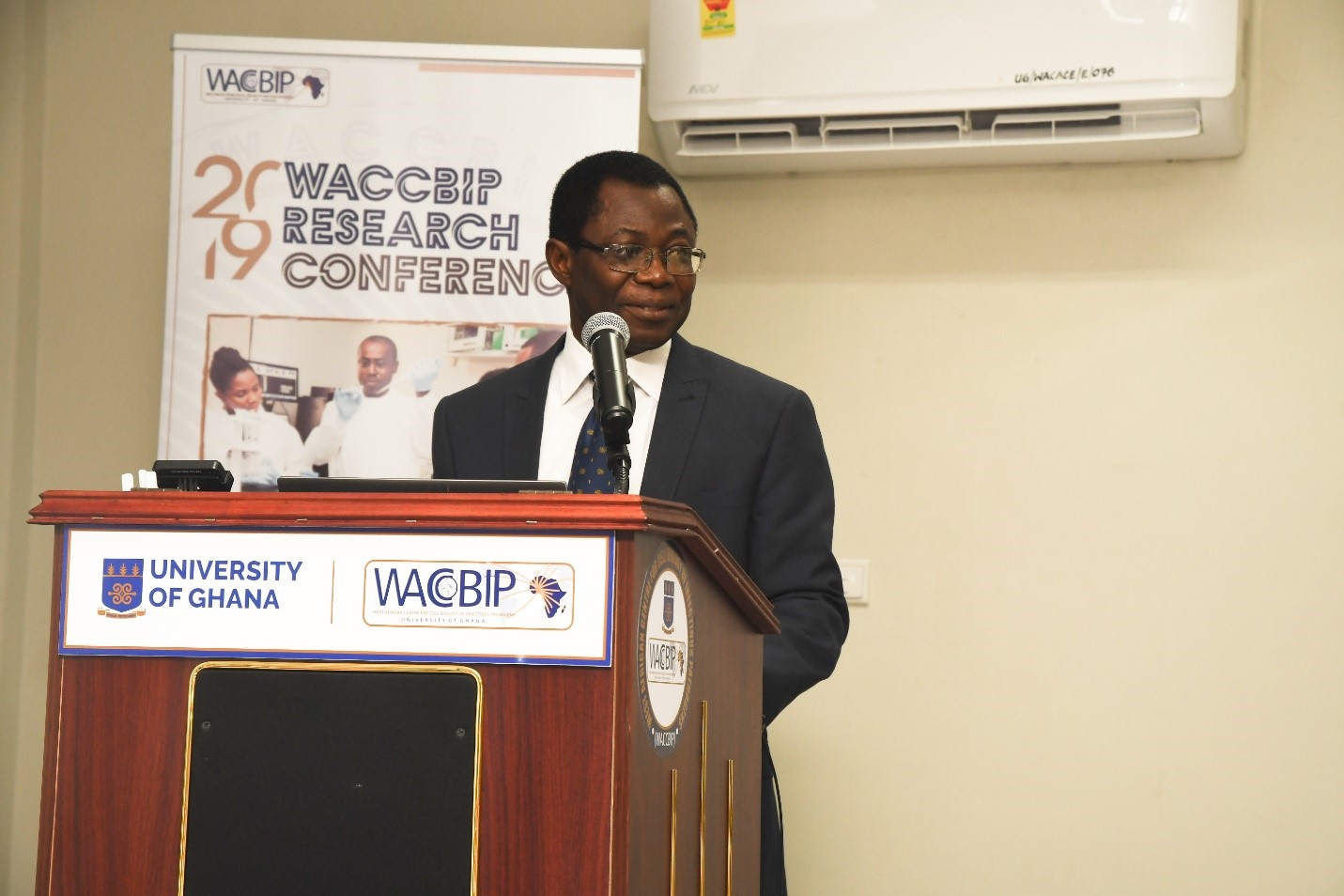 Prof. Samuel Kwame Offei, Pro-Vice Chancellor, Academics & Students Affairs, University of Ghana gives his remarks.