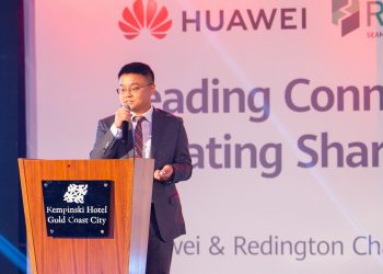 Mr. Geoffrey Li, Director of Enterprise Business at Huawei Ghana speaking at the event.