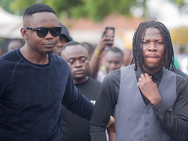 My wife not the cause of ‘confusion’ with Black Cedi – Stonebwoy