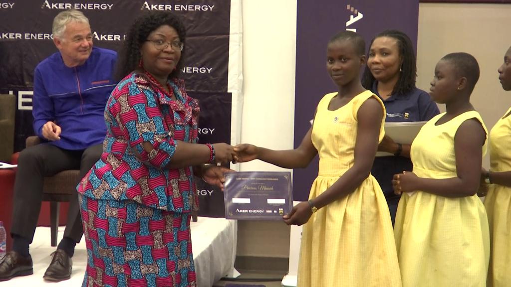 Aker Energy, partners give scholarship to 200 SHS students