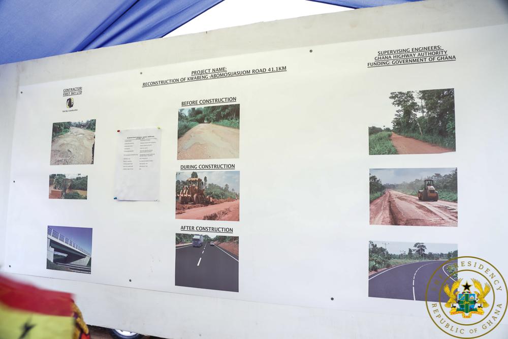 Nana Addo inspects Kwabeng-Abomosu road works, cuts sod for Anyinam TVET Centre