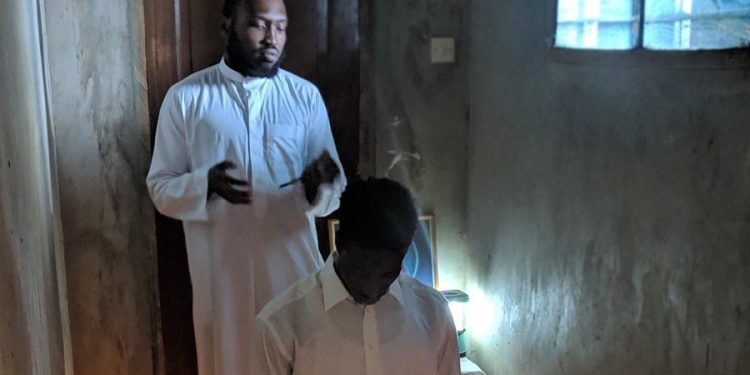 Religion is presented as one of the critical dysfunctions in Ghanaian society (Credit: 'Boys No De Cry')