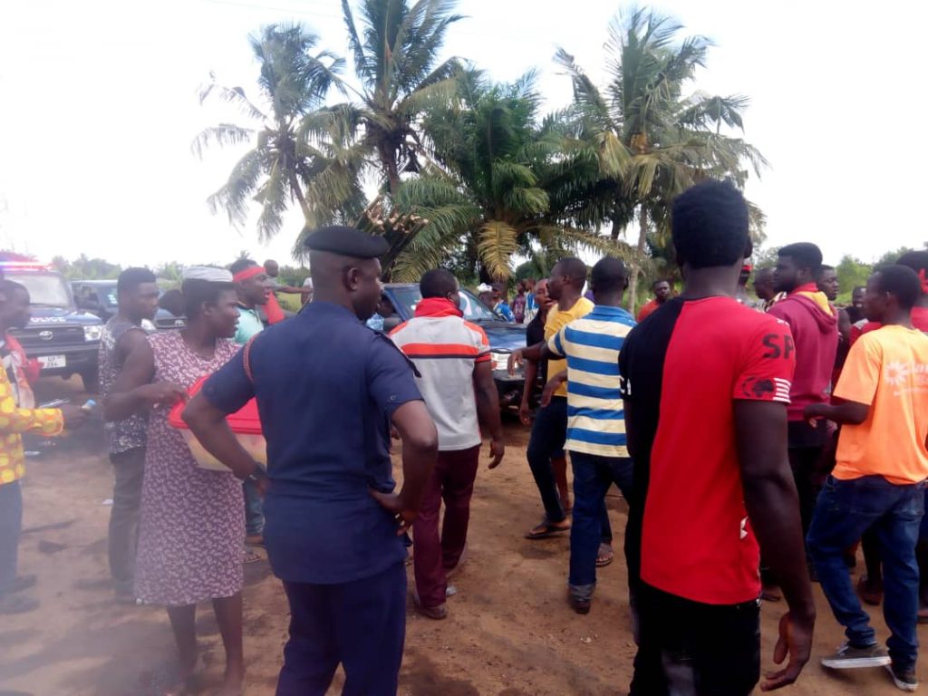 C/R: Fix our roads or face our wrath  – Apam drivers to gov’t