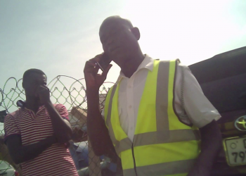 AMA city guards extorting money from persons stopped for littering (6)