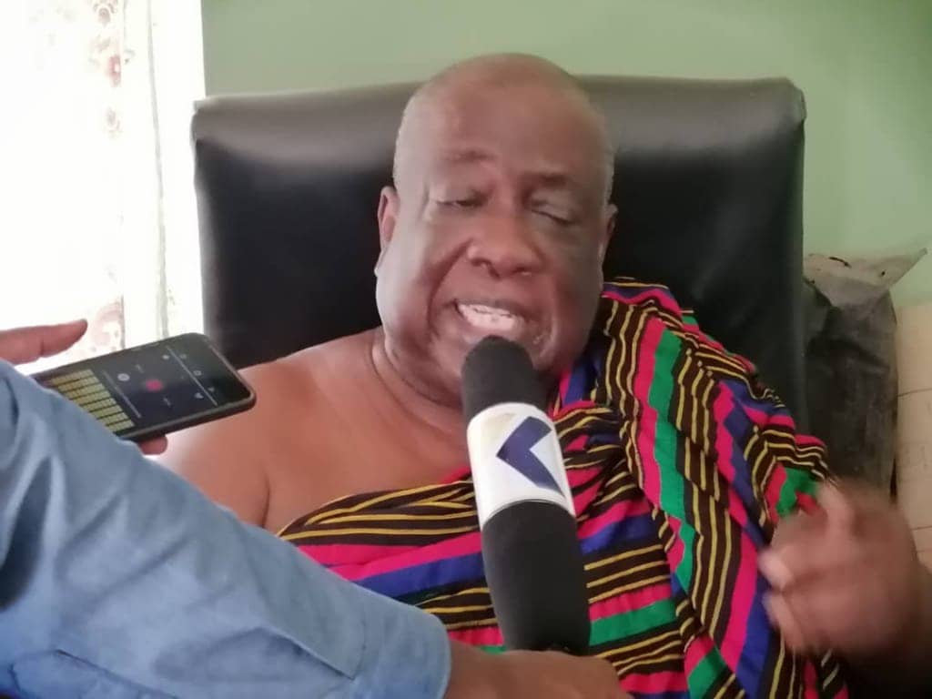 Effiduase-Asokore Chief accuses DCE of stifling dev’t