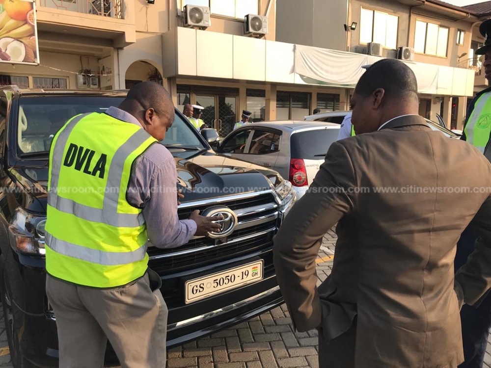 #WAI: BoG top boss, security personnel arrested for road infractions, use of fake plates