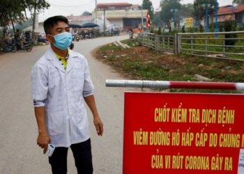 Vietnam has put 10,000 people in quarantine after six cases were found in villages north of Hanoi