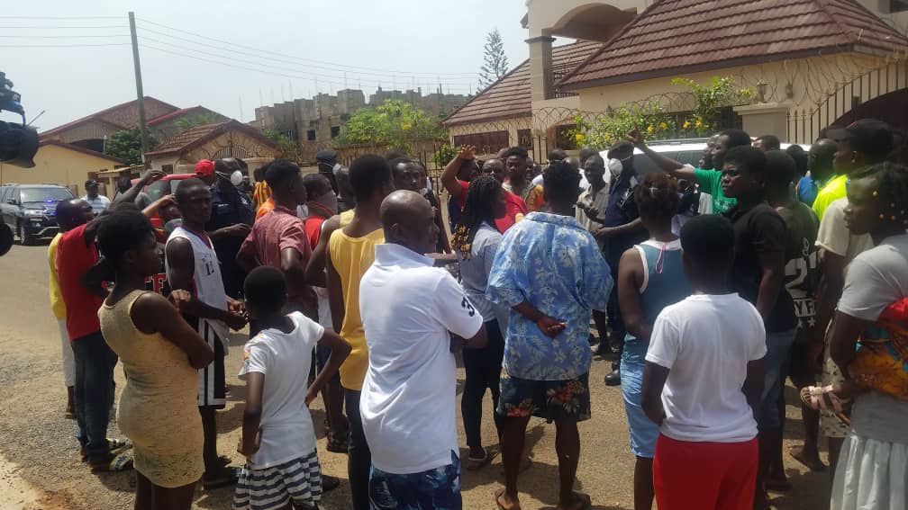 COVID-19: Bishop Titi-Ofei withdraws ‘isolation centre’ donation after protests