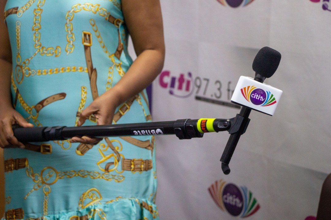 Chamber of Bulk Oil Distributors donates boom mic poles to Citi TV to aid safe reportage