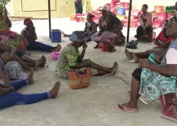 Bolga police arrest 26 market women for not social distancing2