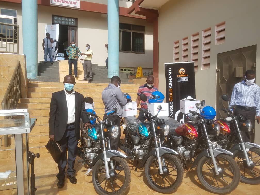 AngloGold Ashanti donates motorbikes to Circuit Supervisors in Obuasi to improve education