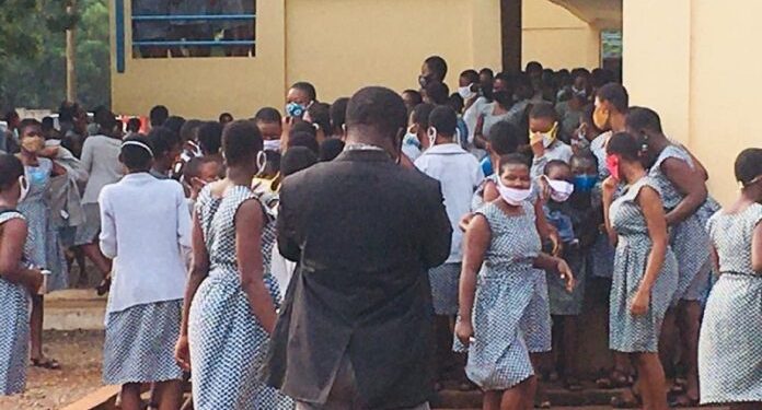 Students demonstrated Accra Girls SHS after COVID-19 infections