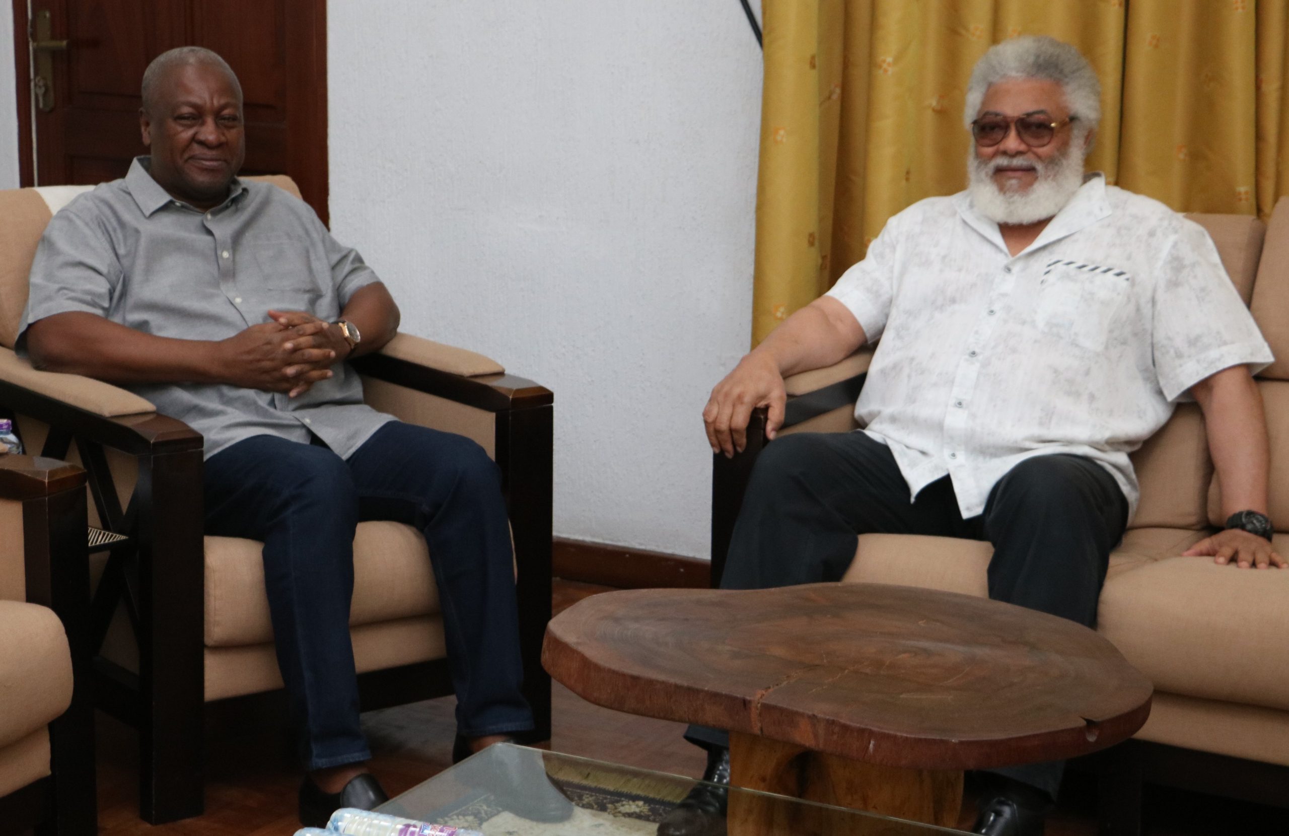 NDC Flagbearer, Mahama meets former President Rawlings to discuss party issues