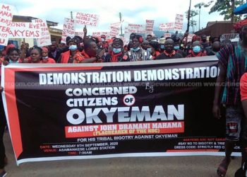 Akyem demo against mahama2