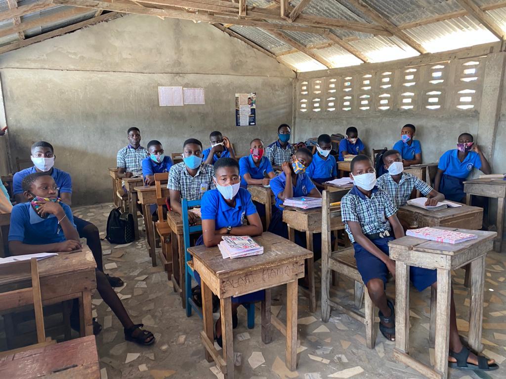 280 BECE candidates in Atuabo receive free mathematical sets