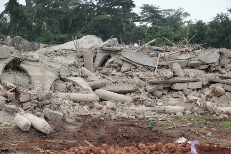 Death toll continues to rise in Akyem Batabi church building collapse
