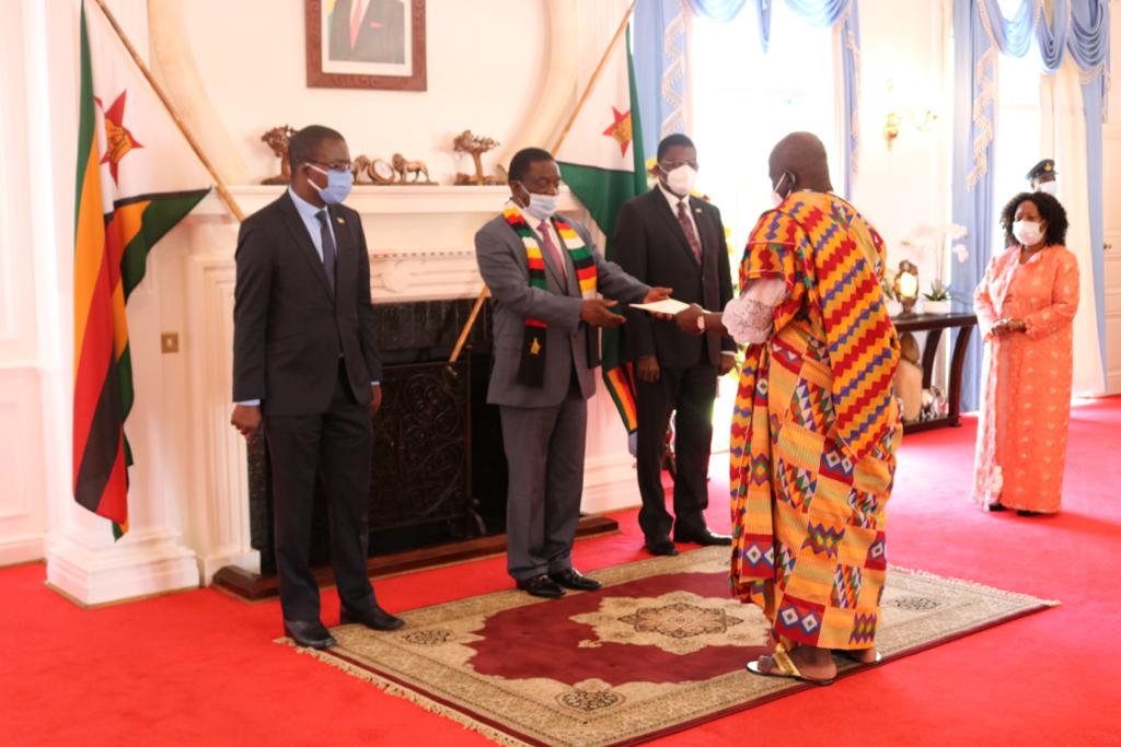 Ghana, Zimbabwe underscore need to strengthen ties between both countries