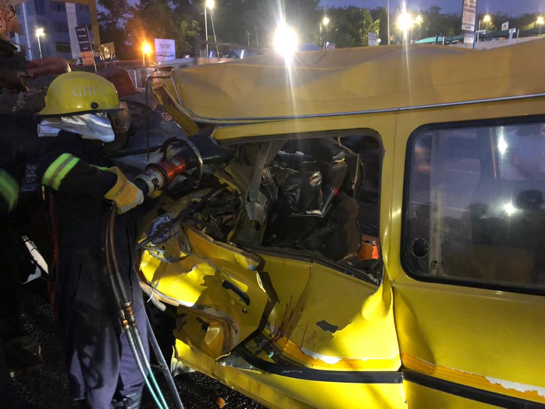 Tesano: Two feared dead after trotro crashes into broken-down truck