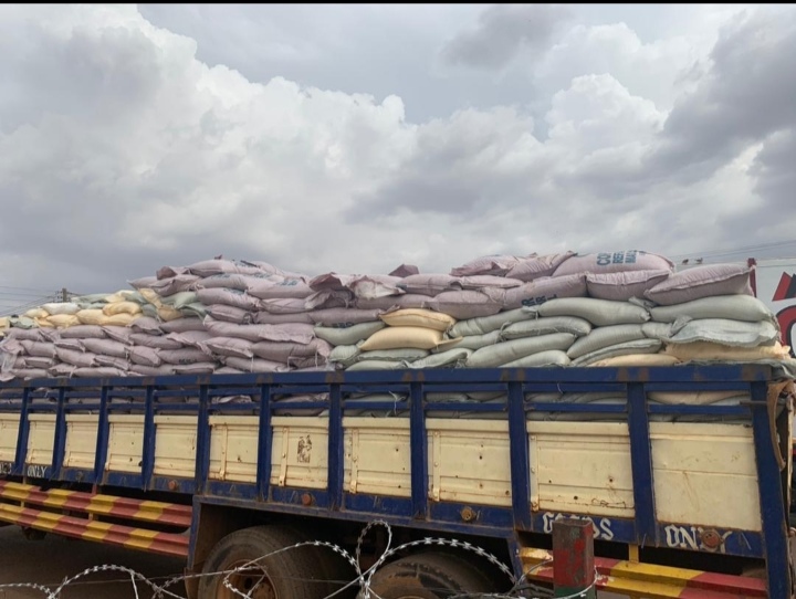 Yendi: Farouk Aliu Mahama donates 1,000 bags of sugar to Muslim community