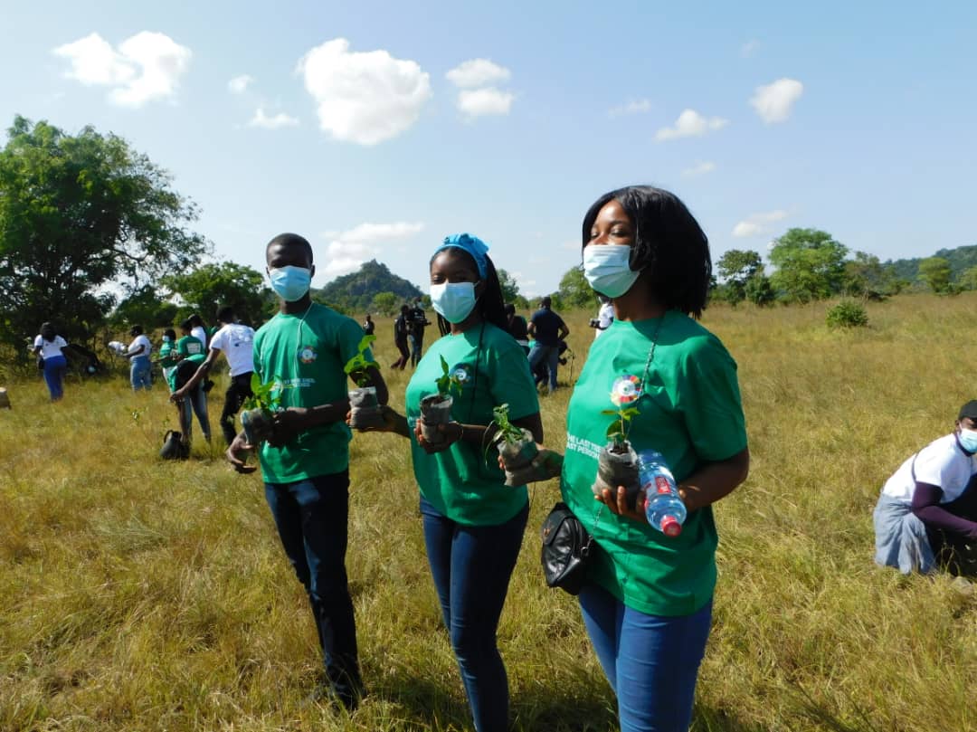 Green Ghana Day: SDGs Advisory Unit leads students in Shai Hills to plant trees
